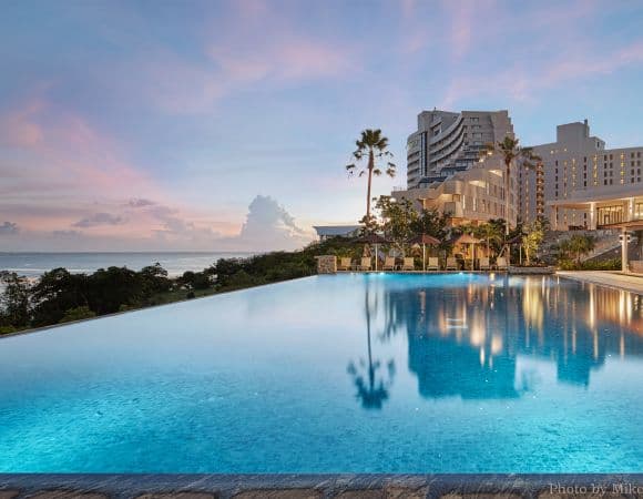 괌 오후 5일, 츠바키 호텔, 조식포함